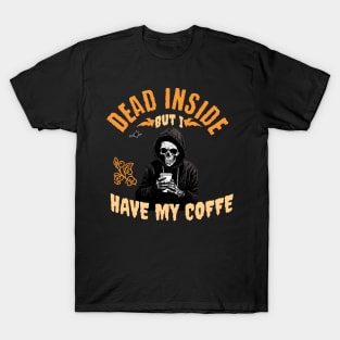 Halloween skeleton drinking coffee T-Shirt